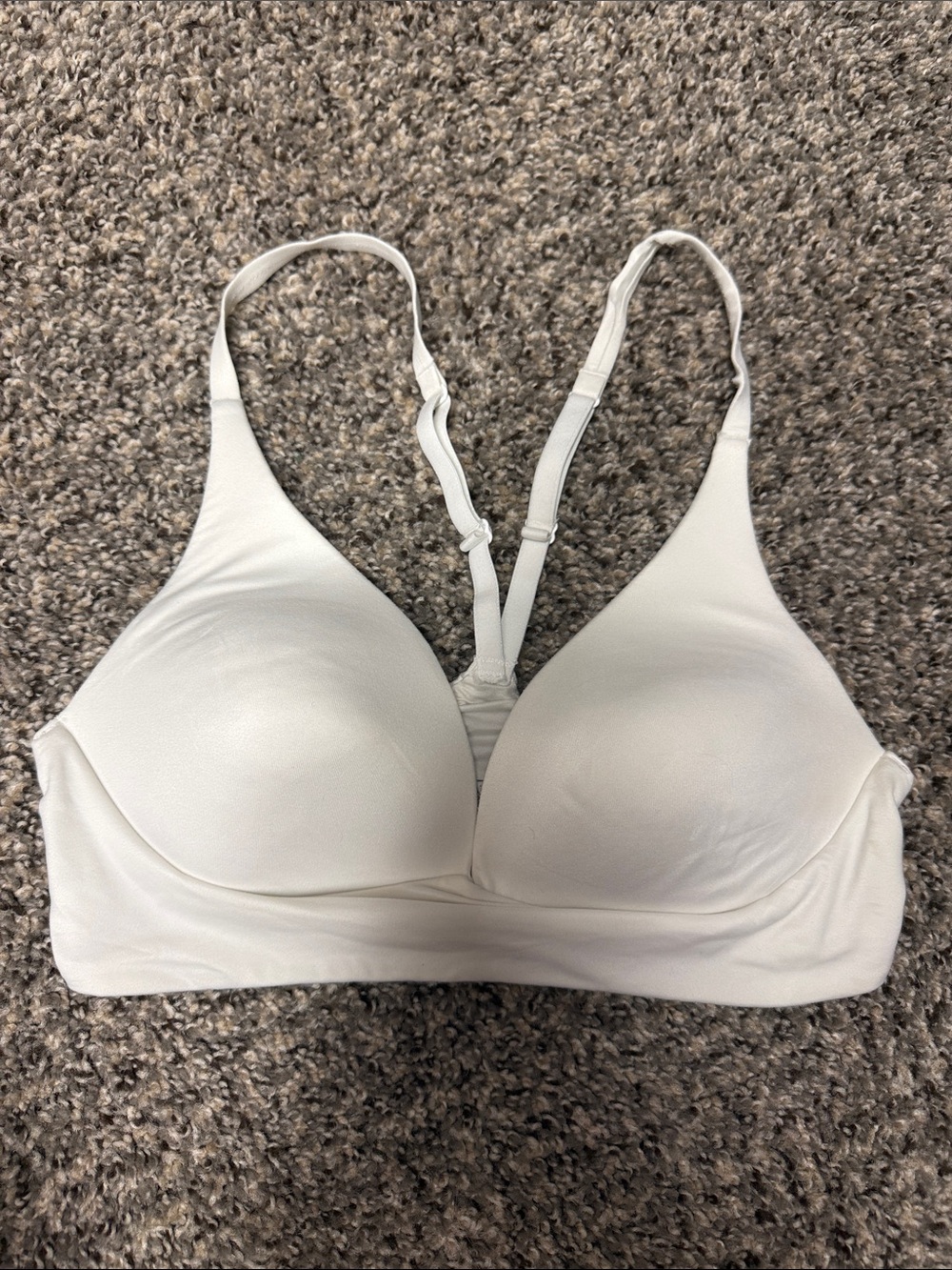 Victoria's Secret White Seamless Molded T-Shirt Bra